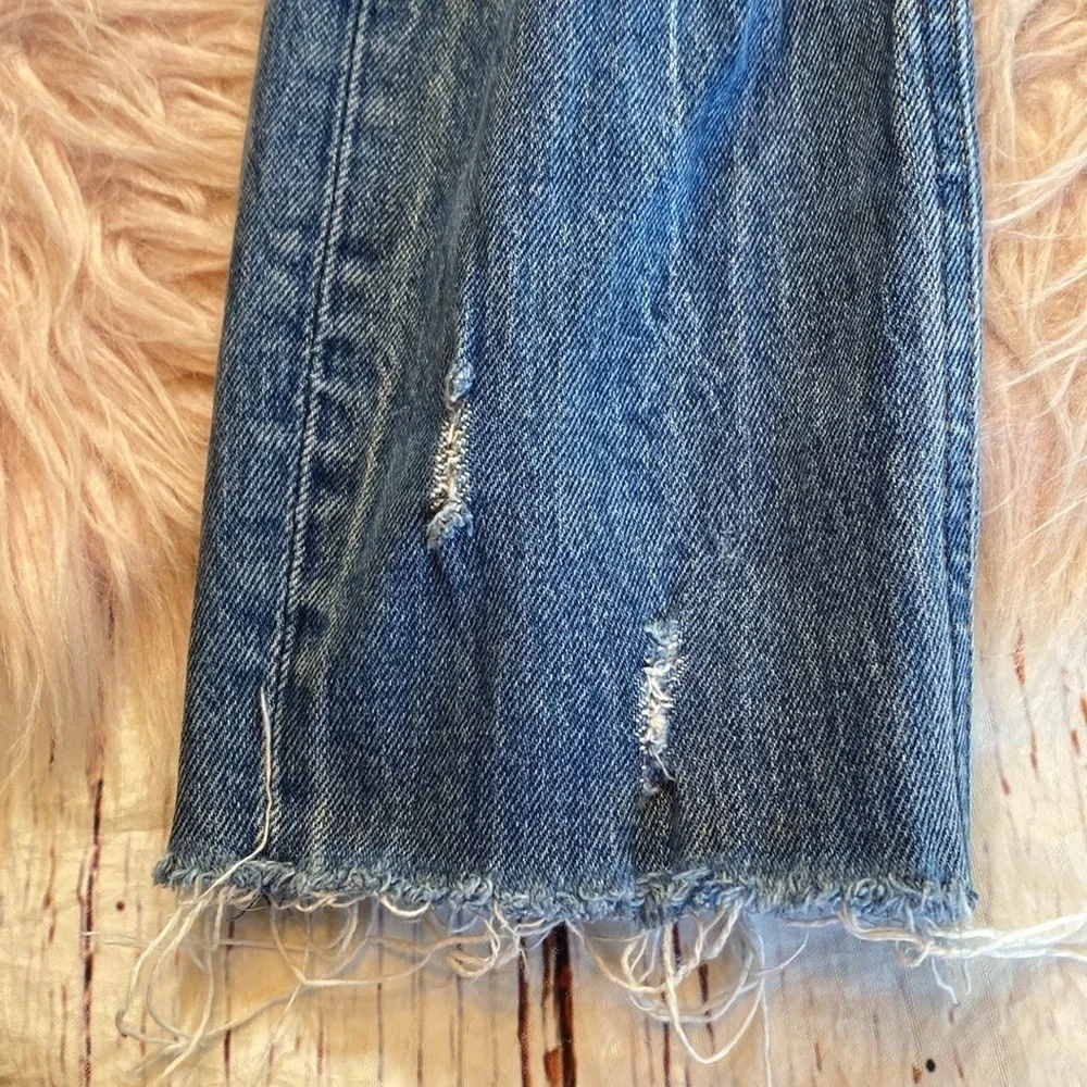 Abercrombie & Fitch High Rise Mom Jean Distressed Curve Love sz 25